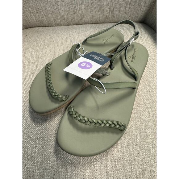 NWT Ladies Universal Thread Green Tommie Triple Strap Sandals - Size 6.5 - Picture 1 of 4